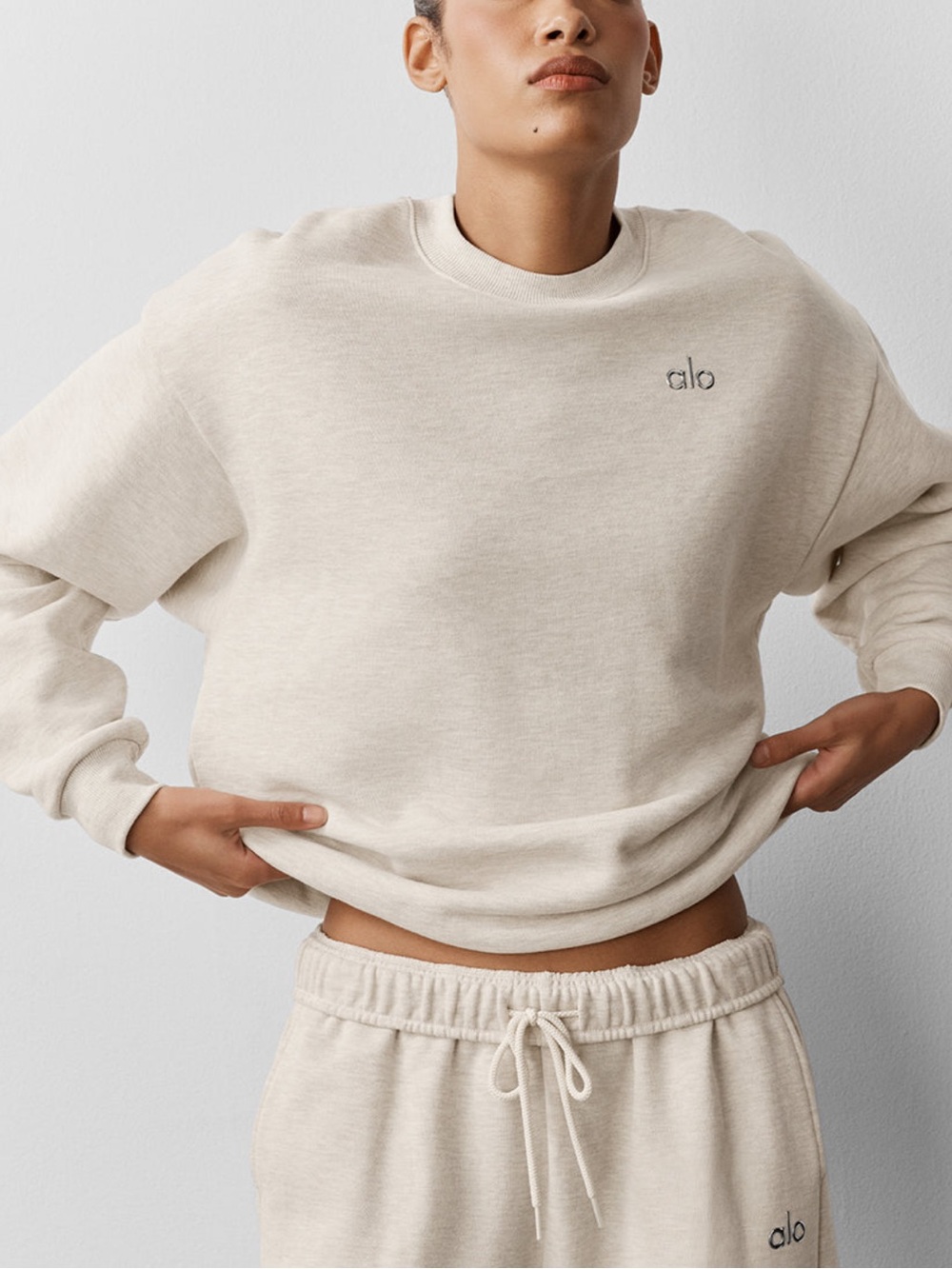 ALO Yoga Accolade Crew Neck - Oatmeal Heather